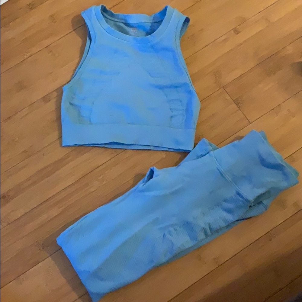 Nux x Soulcycle limited ed light blue set